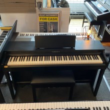 Used Yamaha CLP525 Black Walnut Digital Piano Complete Package